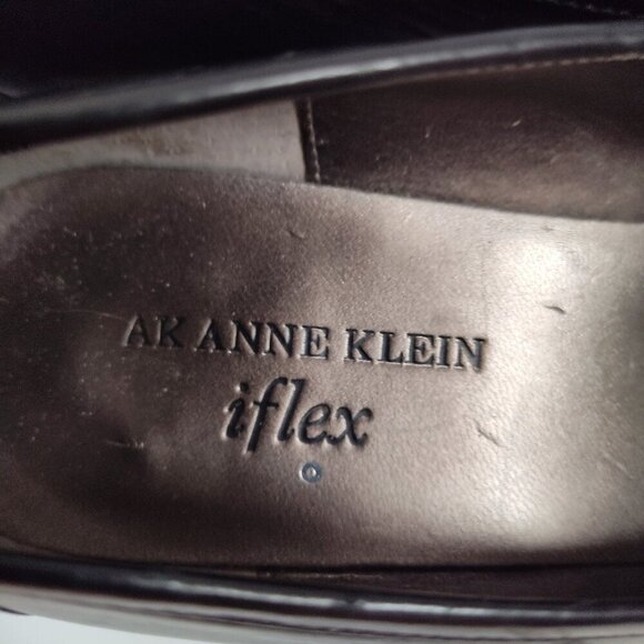 Ladies SZ 6M Anne Klein iFlex Navy Leather Loafer - Picture 4 of 4